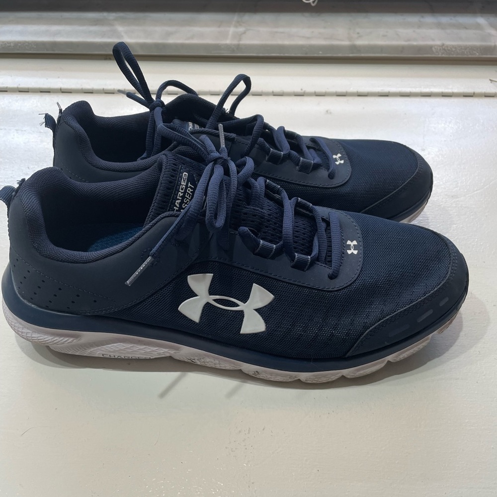 Under Amour Mens shoes